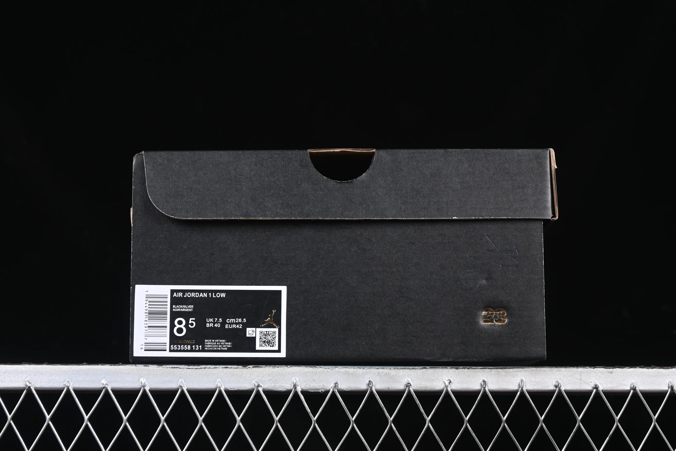 All categories Air Jordan Jordan series basketball shoes Air Jordan 1 Low Air Jordan 1 Low AJ1 Joe 1 black and white silver low-top cultural basketball shoes 553558-131